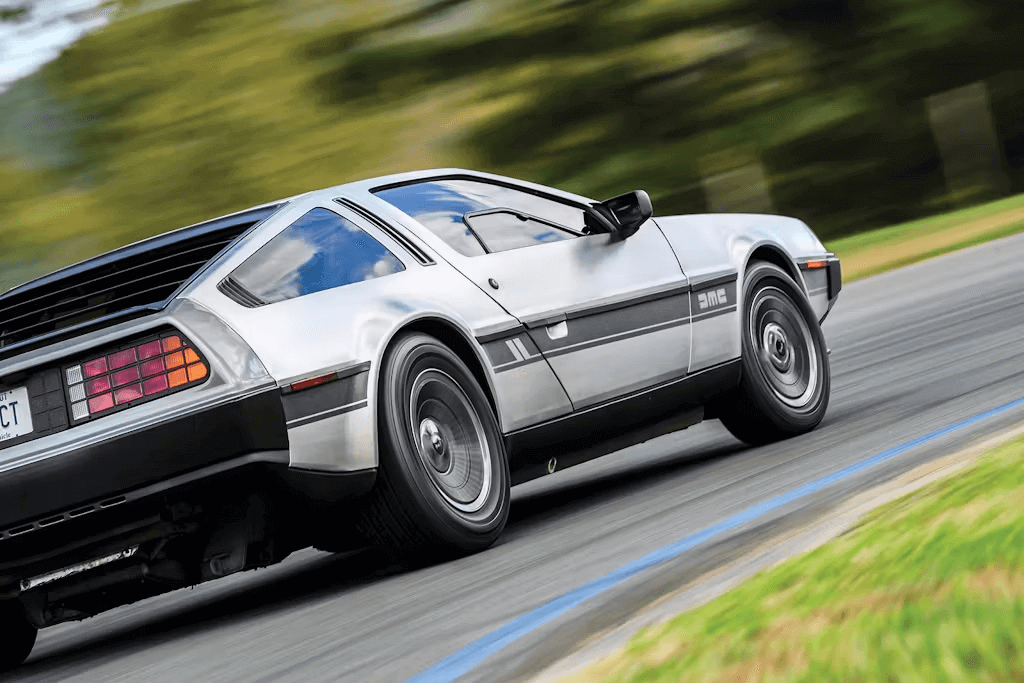  DeLorean DMC-12